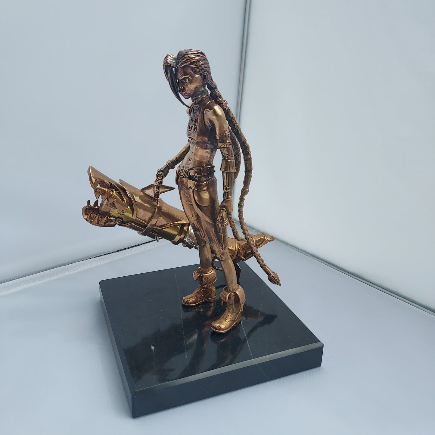Jinx Arcane desk set Bronze