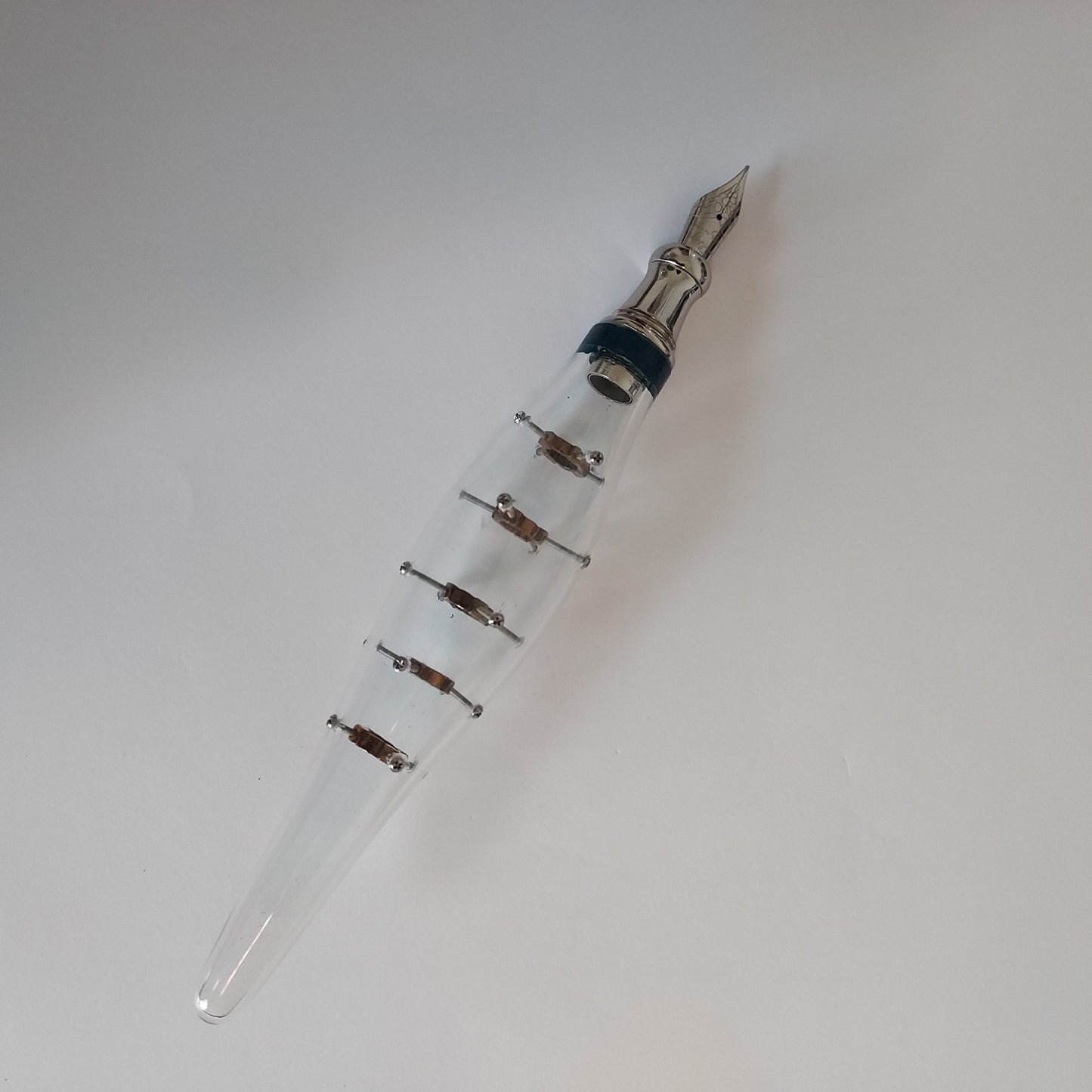 Riveted suspension Glass pens