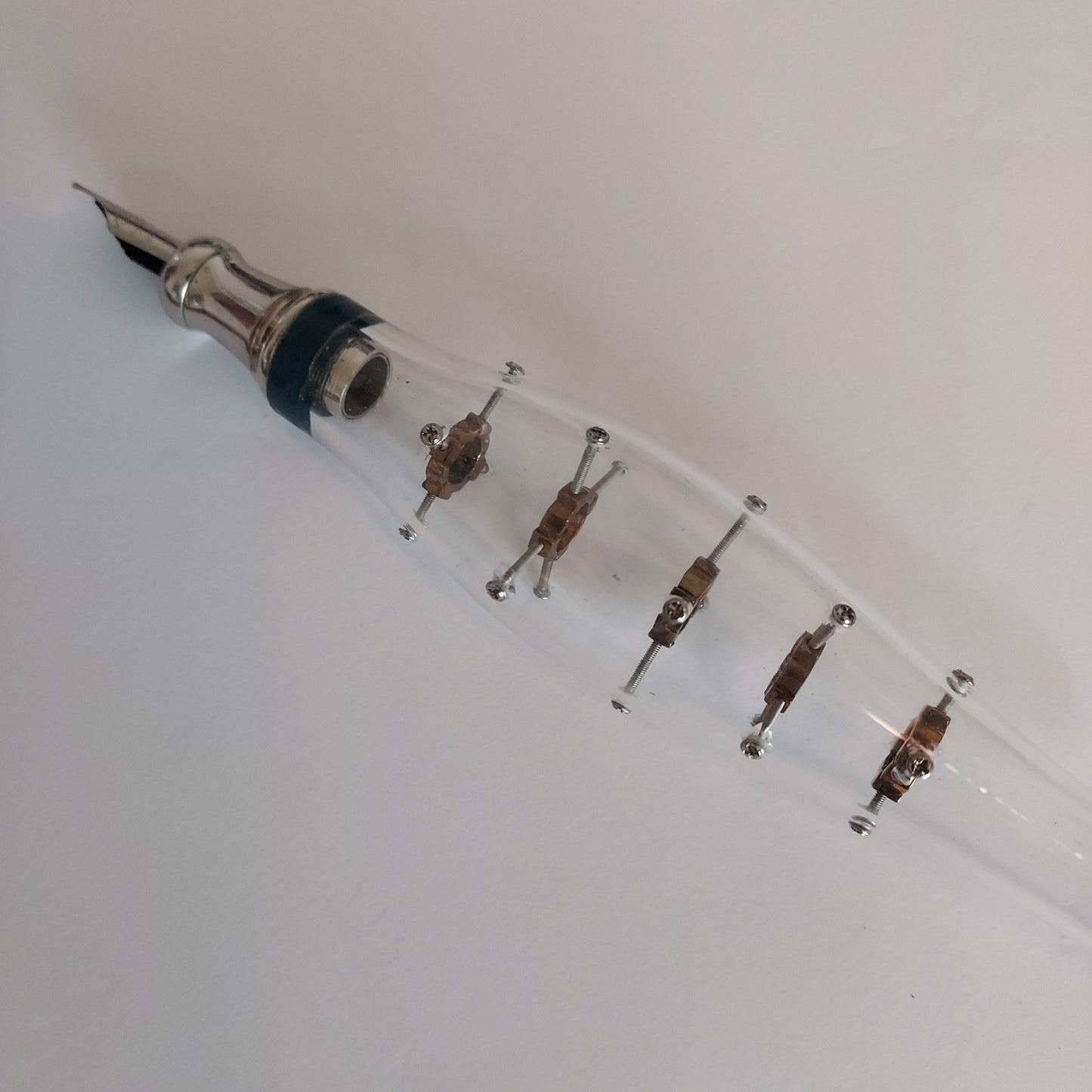 Riveted suspension Glass pens