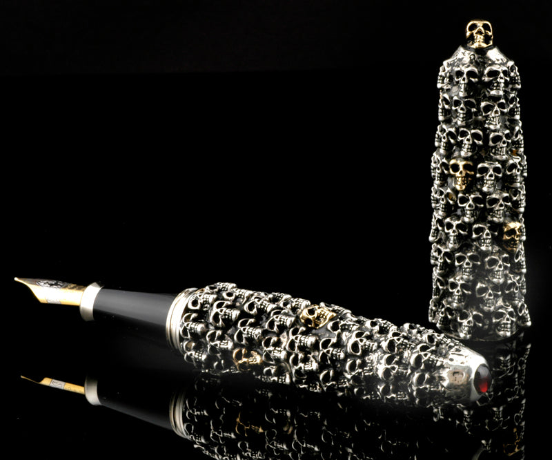 Silver and Gold Skull pen